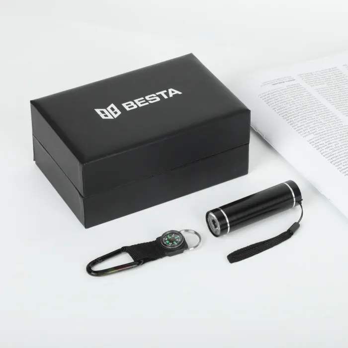 Скриньки і коробочки Подарунковий набір з компасом та ліхтариком Besta Light - зображення 2