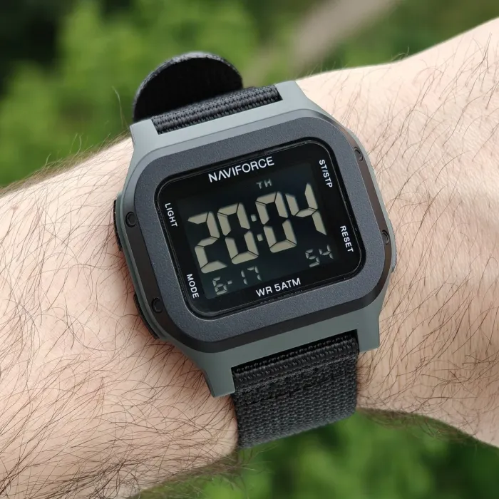 Чоловічий водостійкий спортивний тактичний годинник Naviforce Cube Strong Nylon - изображение 3