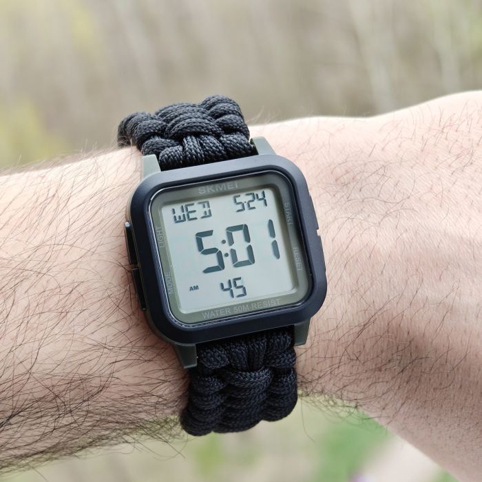 Чоловічий водостійкий спортивний тактичний годинник Skmei Chess Paracord, 2 ремінці - зображення 7