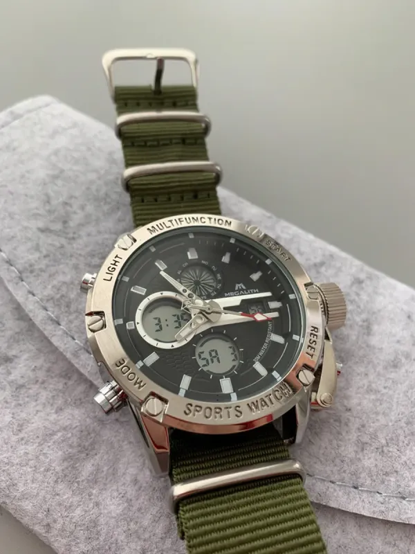 Чоловічий спортивний тактичний годинник MegaLith Bomb - зображення 11