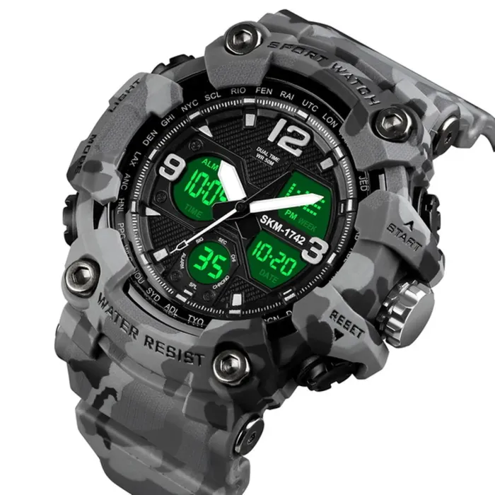 Чоловічий водостійкий спортивний тактичний годинник Skmei Grey - зображення 1