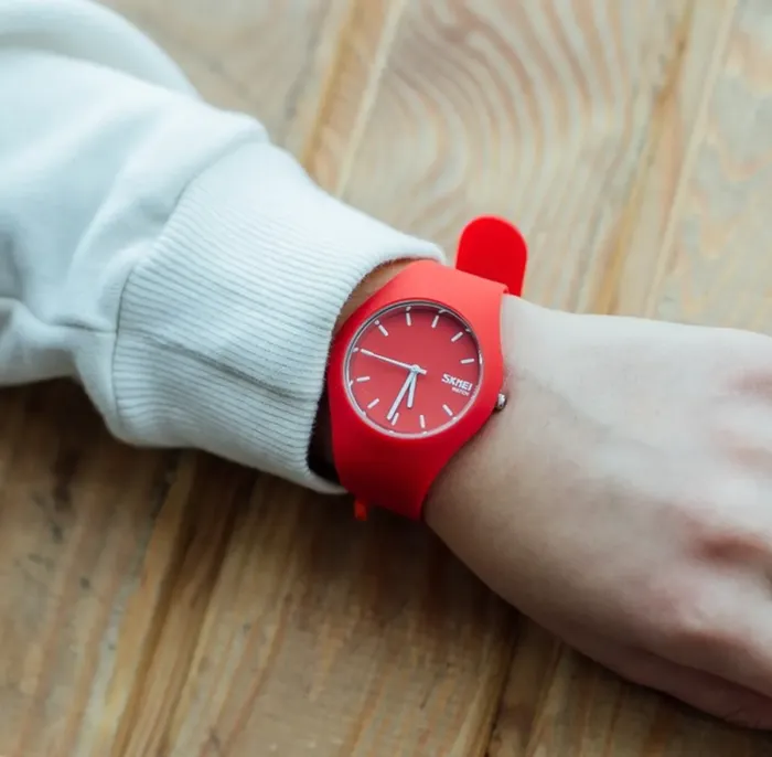 Жіночий годинник Skmei Rubber Red 9068R - зображення 5